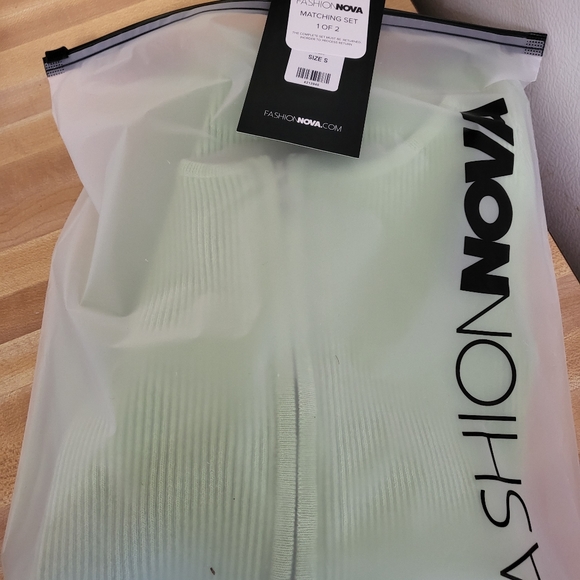 New Ribbed Legging Set - Picture 4 of 6